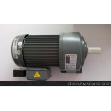  宜賓輕工機(jī)械常用三相立式減速馬達(dá)，萬(wàn)鑫GH28臥式齒輪減速電機(jī)熱賣(mài)