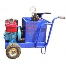 液壓劈裂機(jī)不僅破石速度快也省時(shí)省力